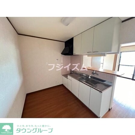 ラ・ファミリアの物件内観写真